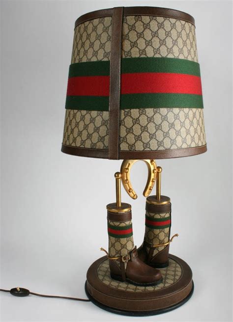 gucci lamp in woonkamer|Gucci .